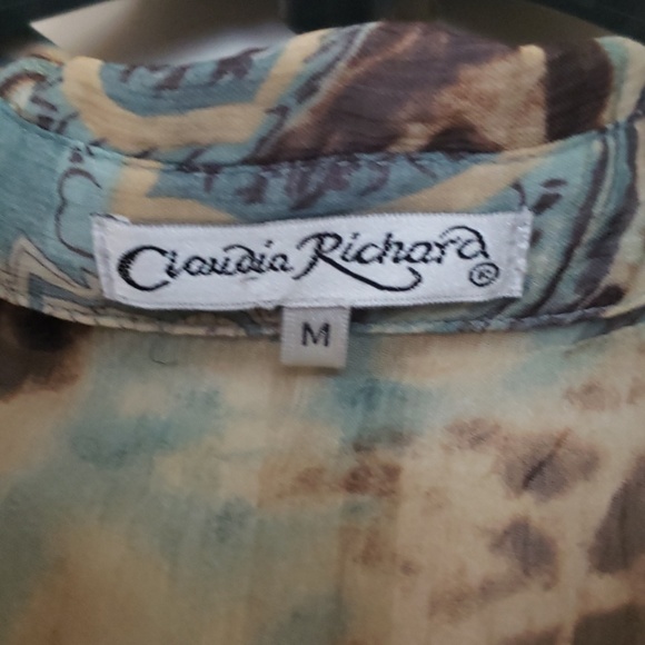 Beautiful sheer blouse w/ paisley and animal print - Picture 2 of 5